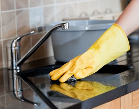 Professional window cleaning for homes and businesses in Elephant and Castle