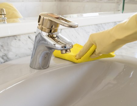 Cleaning dust and residue after refurbishment in a commercial space